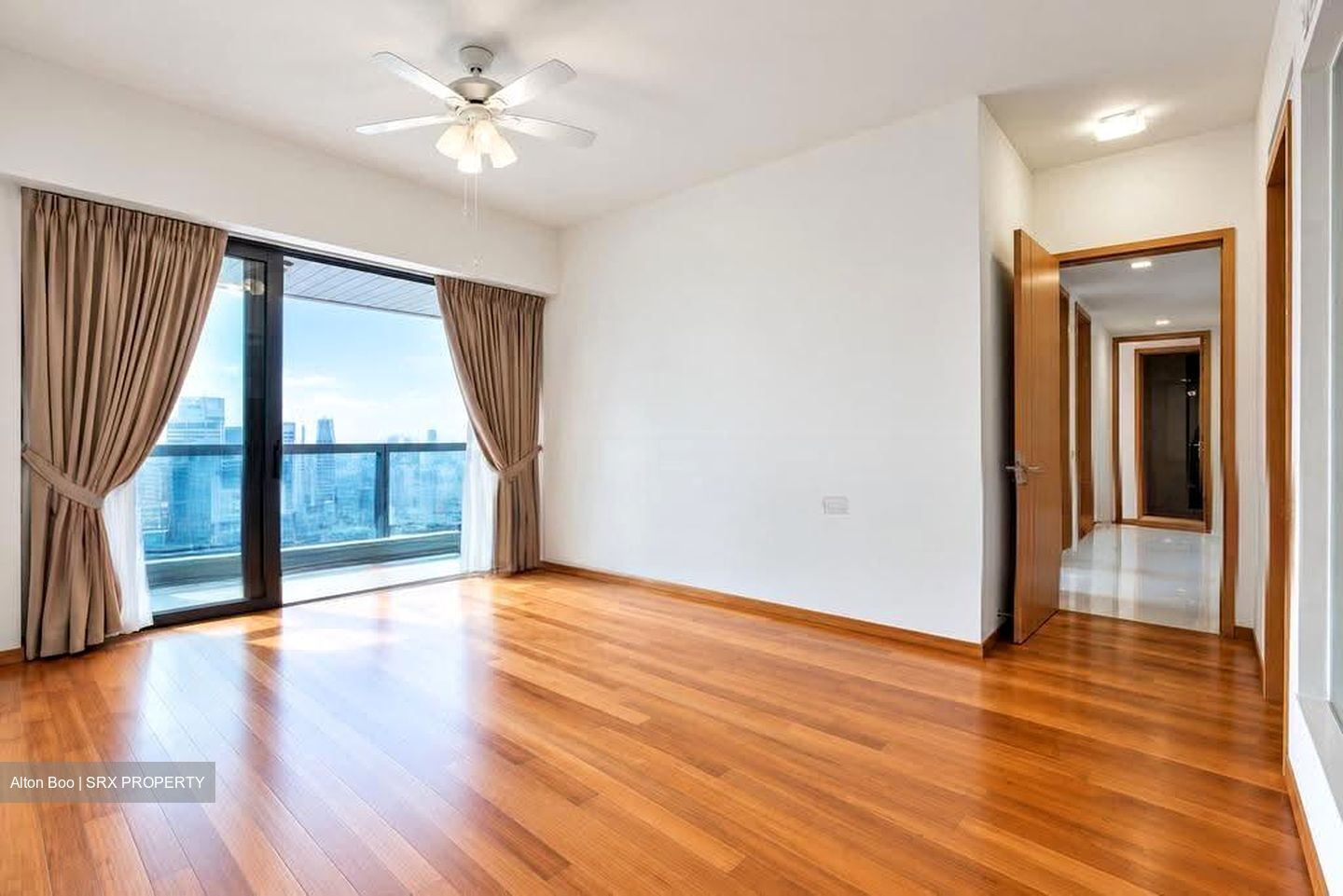 Marina Bay Residences (D1), Condominium #637369461